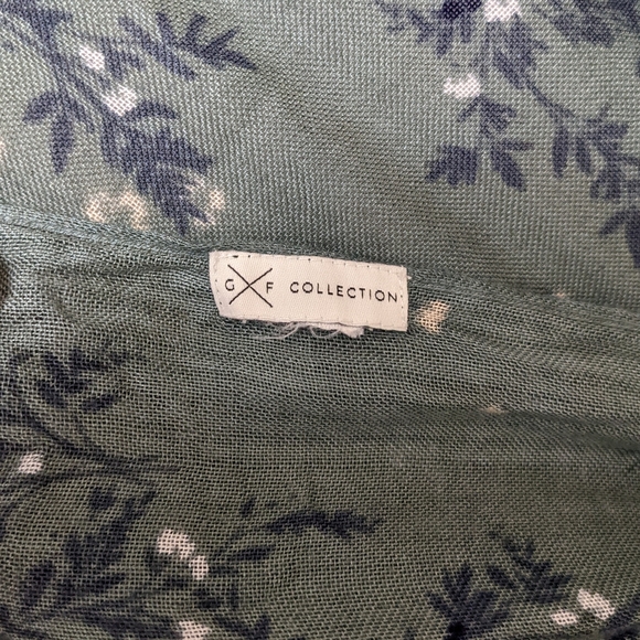 Gentle Fawn Kimono/ Shawl - Picture 4 of 7